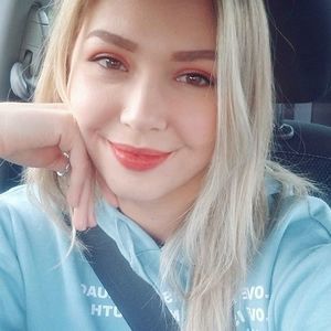 Meet your Posher, Ash